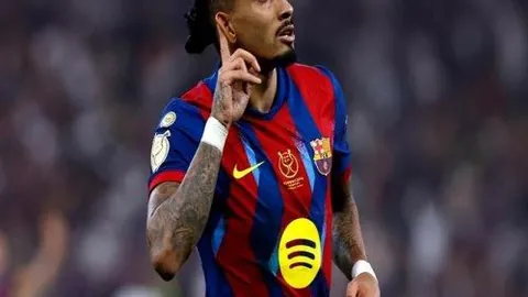 “巅峰争霸！釜山宙斯盾对昌原猎隼：韩篮甲焦点战赔率预测，谁将登顶巅峰？”